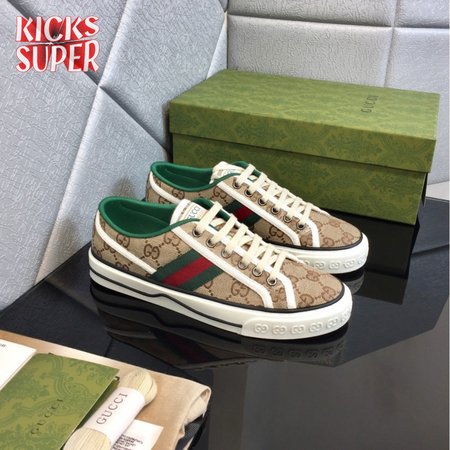 GUCCI TENNIS 1977 GG CANVAS SNEAKER - GC210