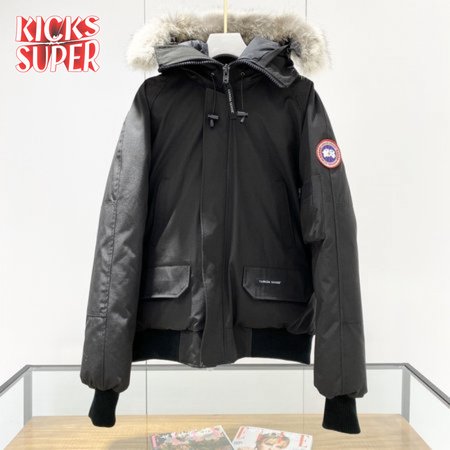 Canada Goose Bomber Down Jacket