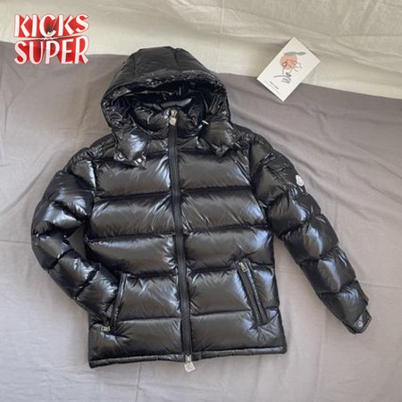 Moncler Loter Hooded Down Jacket