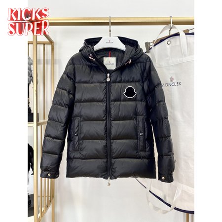 Moncler 2020 Down Jacket MC330044